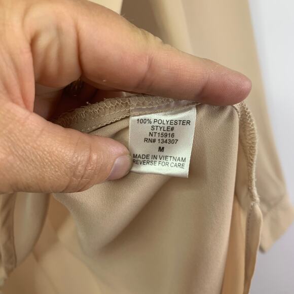 Lumiere Beige Henley Tunic Ballon Sleeves Medium Hidden Buttons Round Hem Light - Picture 6 of 11